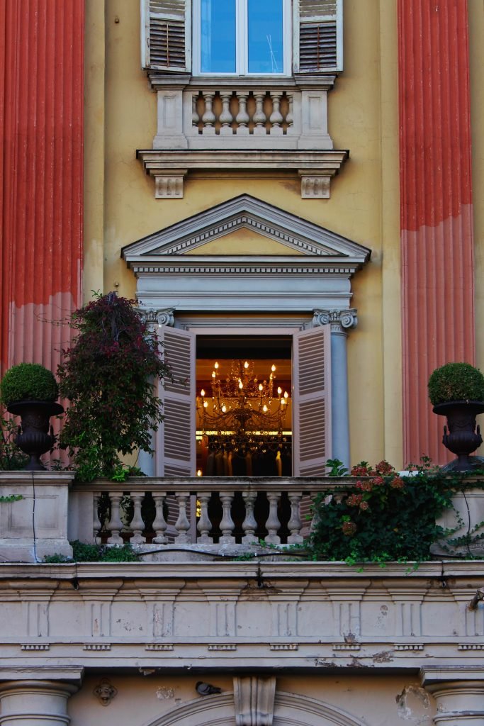 South Asian landmarks and hotels